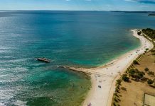 PEROJ: Postavljena tabela za snorkeling