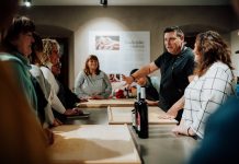 Tri jesenske večeri u Vižinadi pretvorile se u gastronomski doživljaj – uspješno održan ciklus “Show cooking – slow food” radionica FOTO: Sebastijan Skoko